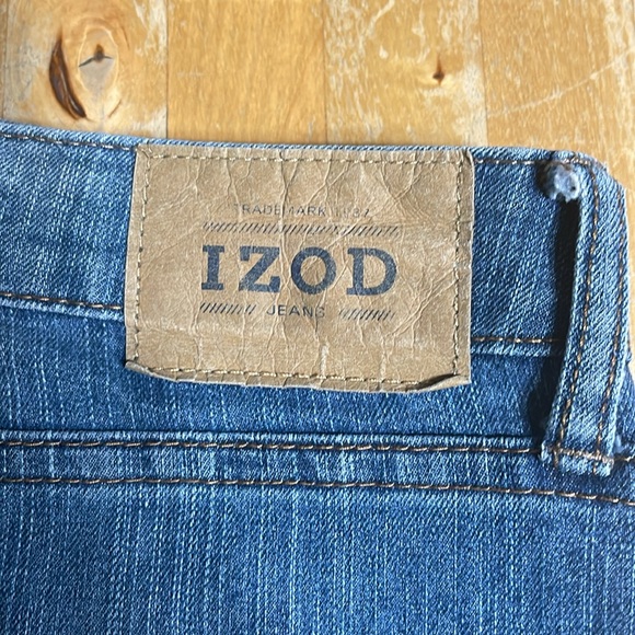 Men’s IZOD jeans - Picture 3 of 8